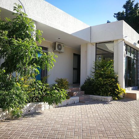 Pension Hotel Kamho Уиндхоек Екстериор снимка